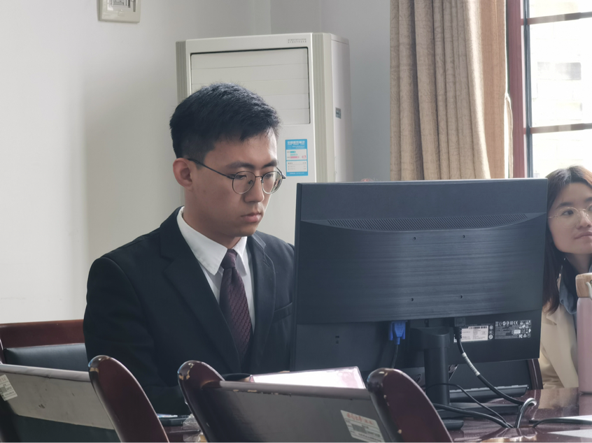 答辩2.png